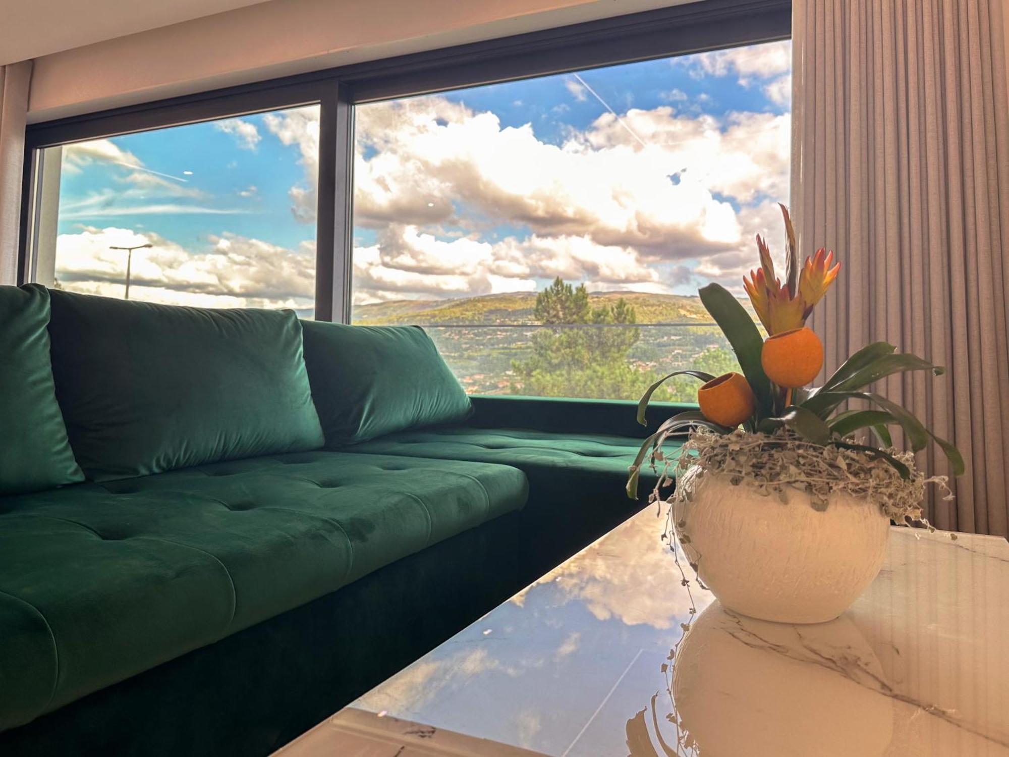 Flora Guest House Marco de Canaveses Bagian luar foto